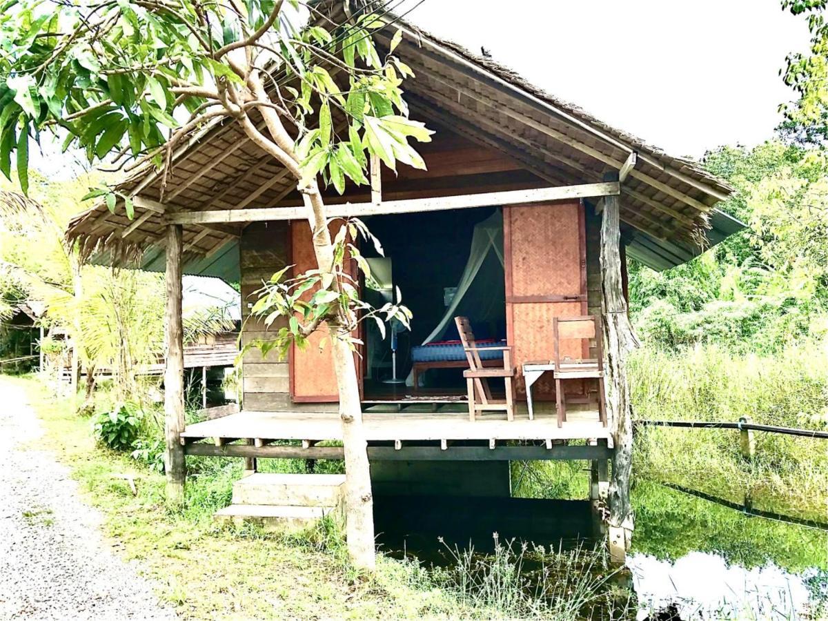 Frog Garden Hut Otel Koh Phayam Dış mekan fotoğraf